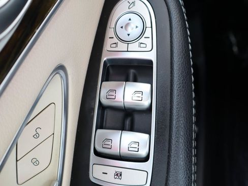 Used 2019 Mercedes-Benz C 300 Sedan image 25