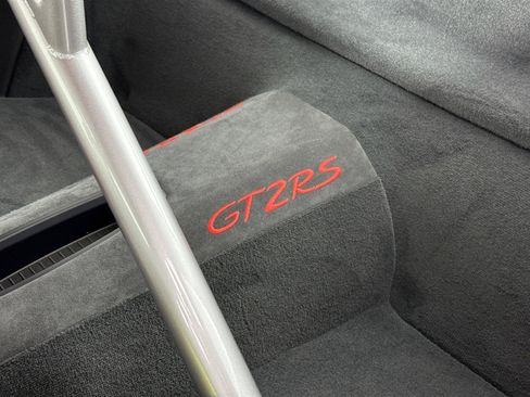 Used 2018 Porsche 911 GT2 RS RWD image 42