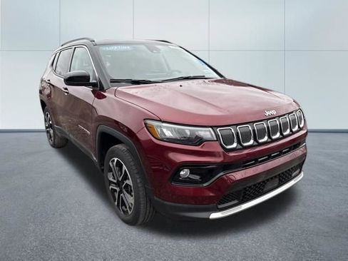 Used 2022 Jeep Compass Limited w/ Sun and Sound Group image 5