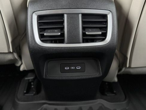 Used 2025 Acura RDX SH-AWD w/ Technology Package image 38