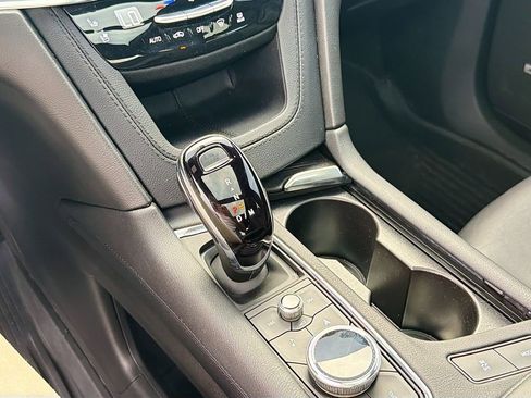 Certified 2024 Cadillac XT6 Premium Luxury FWD image 15
