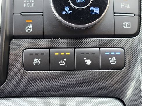 Certified 2023 Hyundai Santa Fe Limited image 36