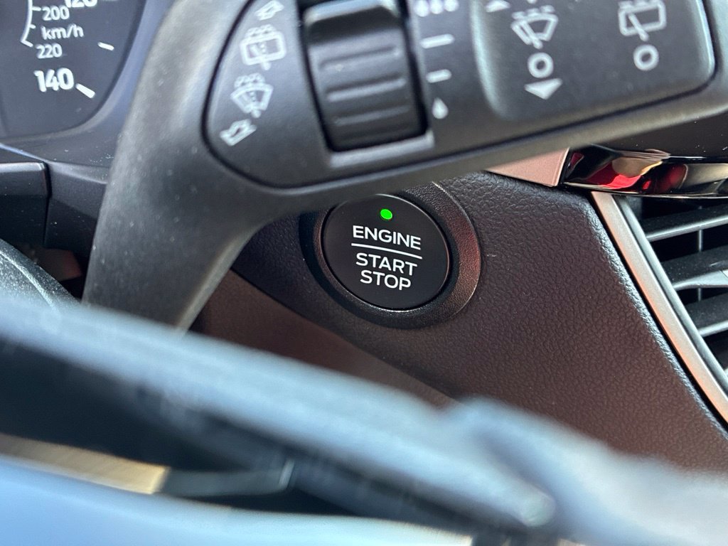 Used 2022 Ford Escape SEL AWD/4WD image 35
