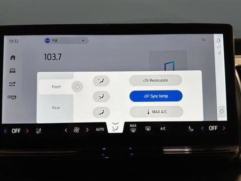 Used 2025 Ford Expedition Platinum image 18