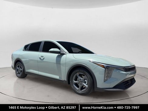 New 2026 Kia K4 FWD image 1