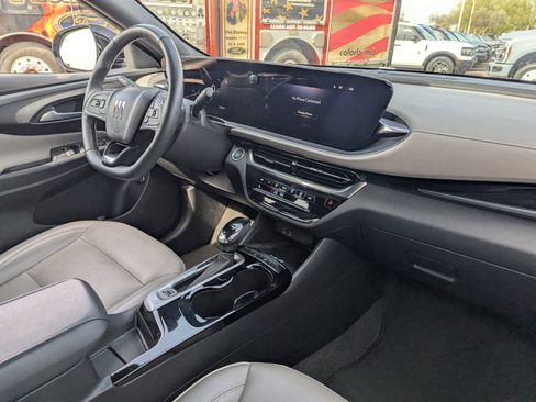 Used 2024 Buick Envista Avenir image 12