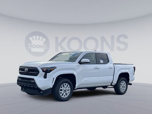 New 2025 Toyota Tacoma SR5 image 1