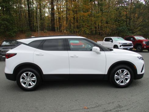 Used 2019 Chevrolet Blazer LT image 4