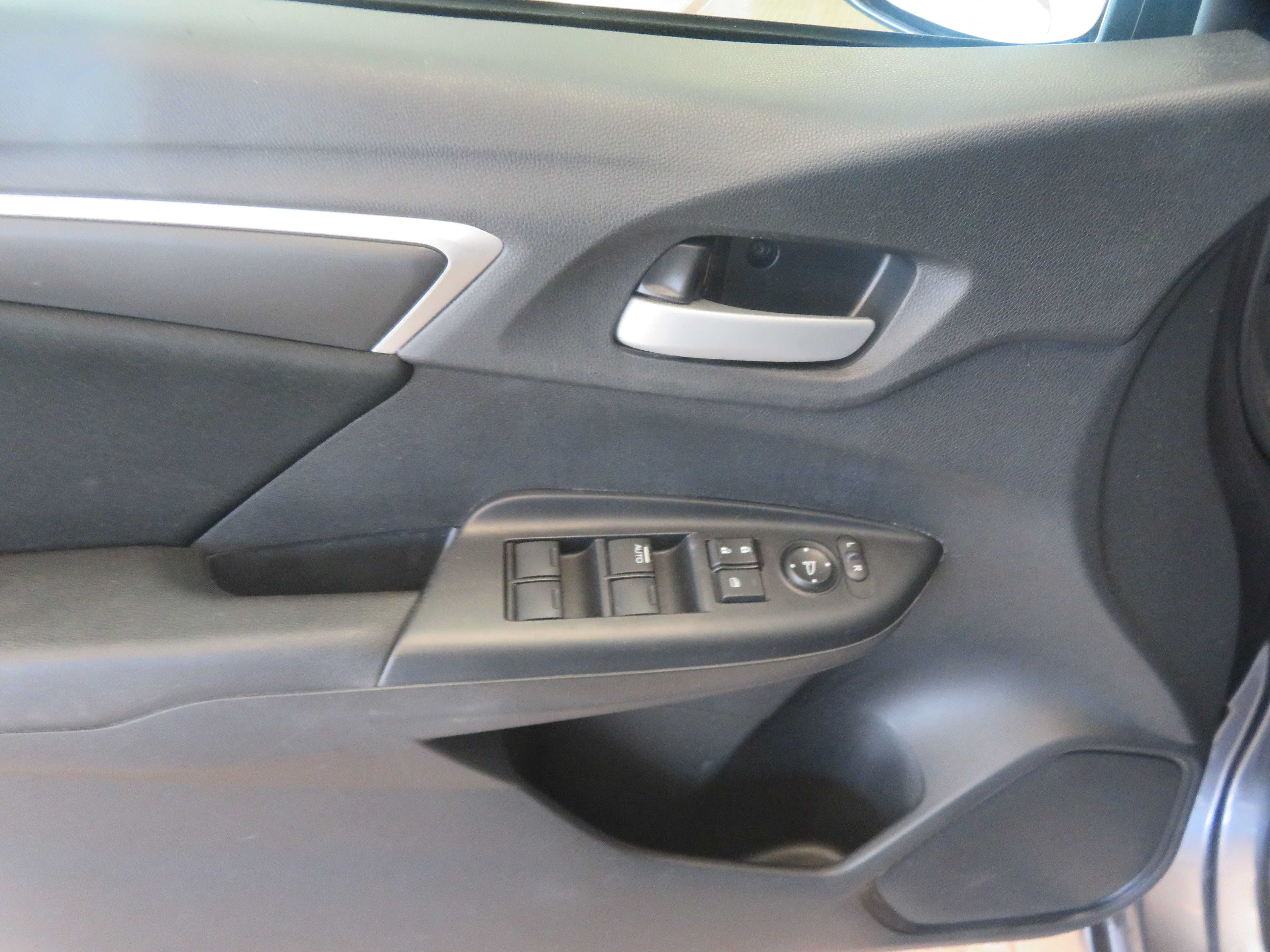 Used 2019 Honda Fit LX image 14