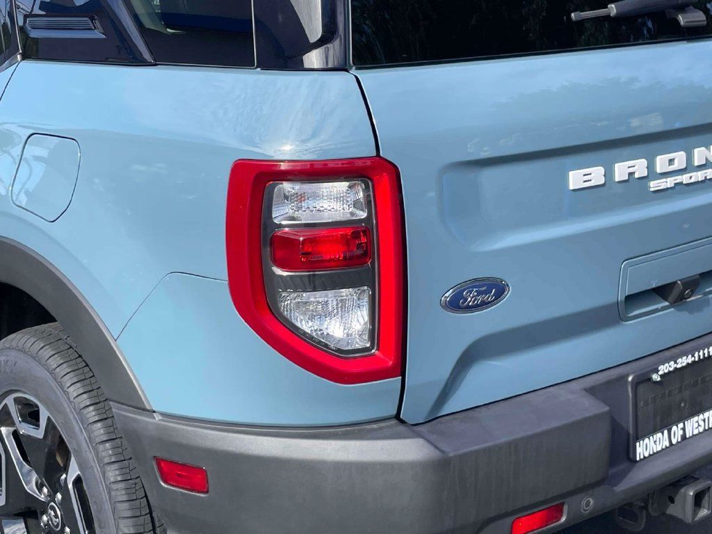 Used 2022 Ford Bronco Sport Outer Banks w/ Tech Package AWD/4WD image 9