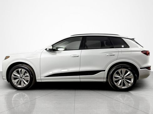 Certified 2025 Audi Q6 e-tron Premium Plus w/ Premium Plus image 2