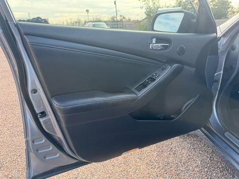 Used 2010 Nissan Altima 2.5 SL w/ SL Pkg image 27