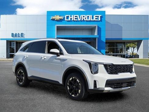 Used 2024 Kia Sorento S AWD/4WD image 1