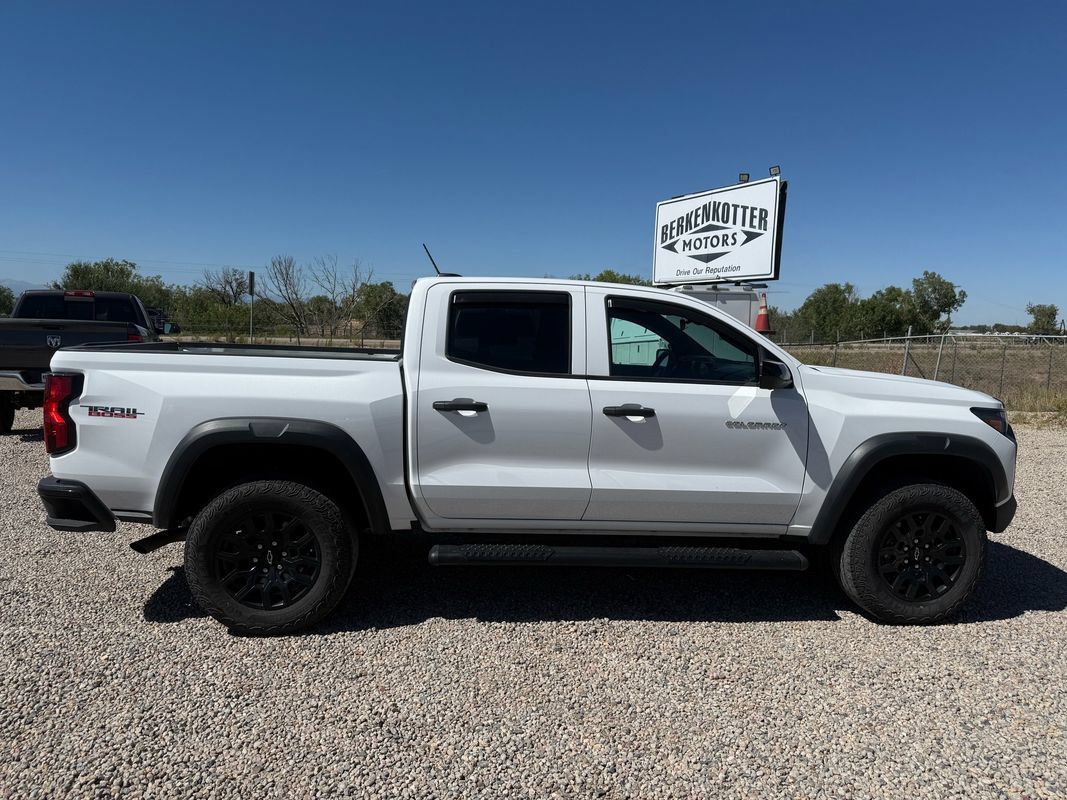 Used 2023 Chevrolet Colorado Trail Boss w/ LPO, Skid Plate Package AWD/4WD image 12