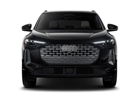 Certified 2025 Audi Q5 Premium Plus AWD/4WD image 4