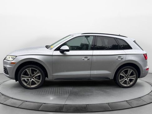 Used 2019 Audi Q5 2.0T Premium Plus w/ Premium Plus Package AWD/4WD image 4