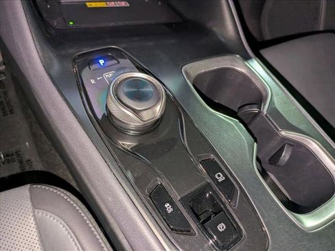 Used 2024 Lexus RZ 450e Premium w/ Technology Package image 13