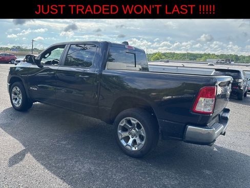 Used 2023 RAM 1500 Big Horn AWD/4WD image 3