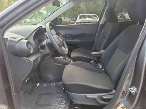 Used 2025 Nissan Kicks Play S FWD image 14