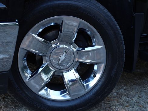 Used 2015 Chevrolet Silverado 1500 LTZ w/ LTZ Plus Package image 20