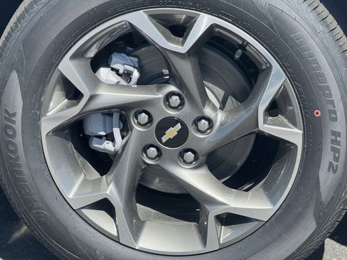 New 2026 Chevrolet Trax LT FWD image 8