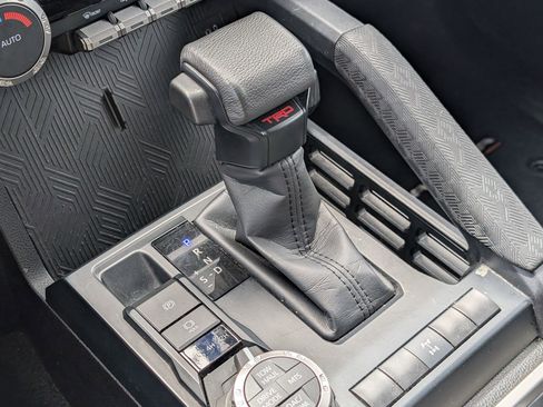 Used 2024 Toyota Tacoma TRD Sport image 28