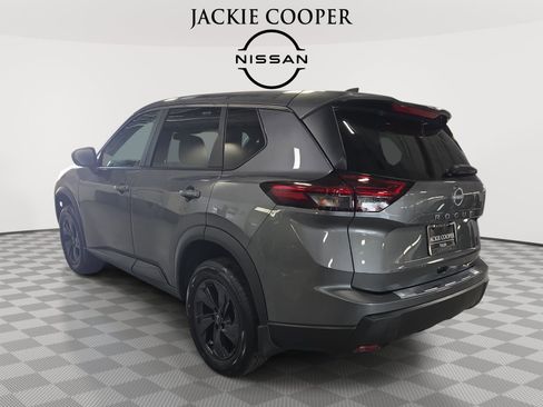 New 2026 Nissan Rogue SV w/ Cold Weather Package FWD image 7