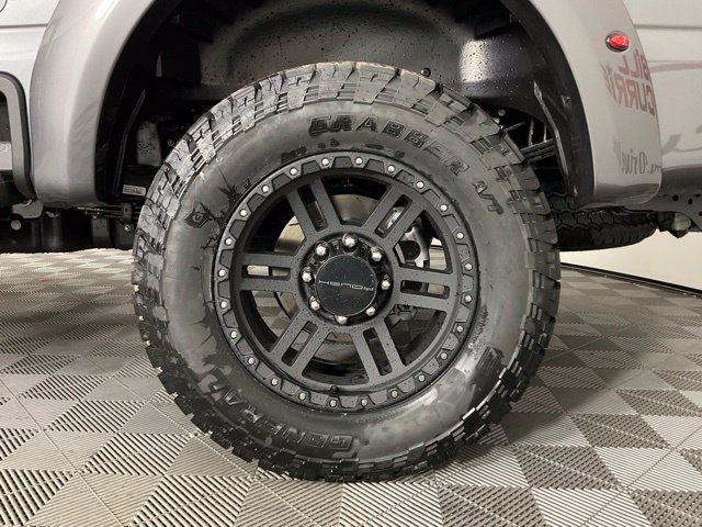 New 2026 Ford F250 Lariat w/ Black Appearance Package AWD/4WD image 10
