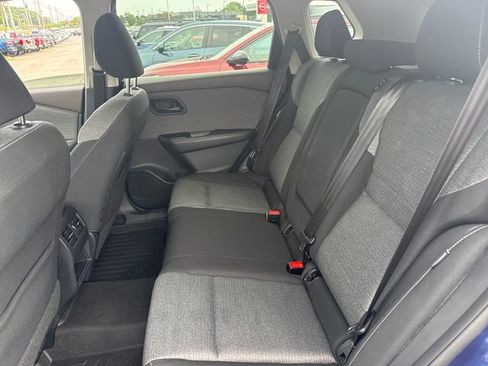 Used 2021 Nissan Rogue S FWD image 14