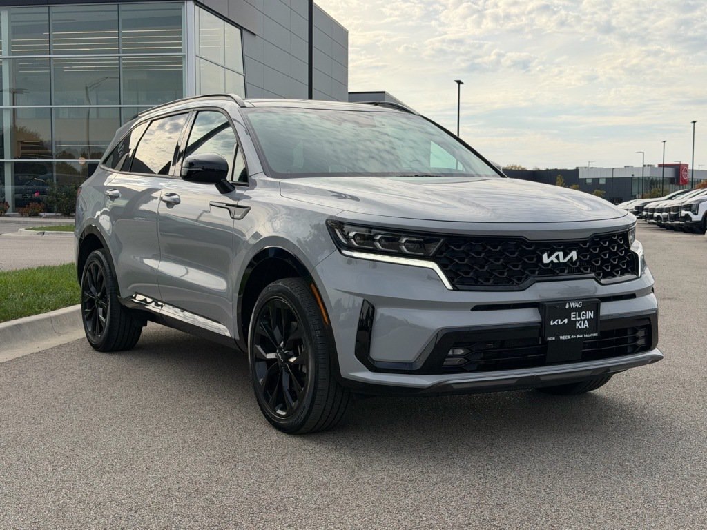 Used 2023 Kia Sorento SX AWD/4WD image 1