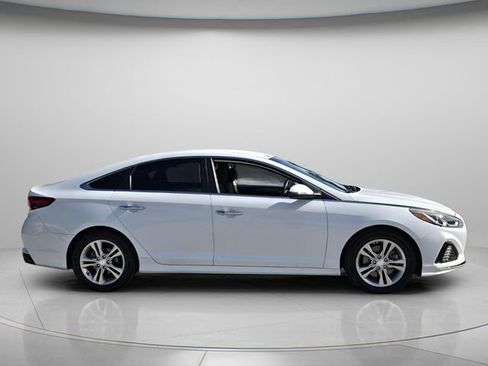Used 2019 Hyundai Sonata SEL w/ Tech Package 02 FWD image 5