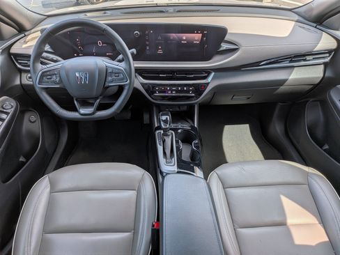 Used 2024 Buick Envista Avenir image 13