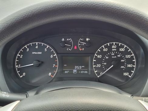 Used 2016 Nissan Sentra S FWD image 9