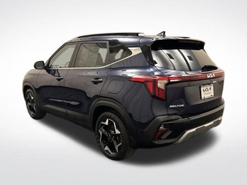 Used 2024 Kia Seltos EX AWD/4WD image 7