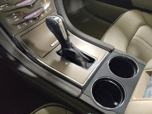 Used 2015 Lincoln MKX FWD w/ Equipment Group 102A image 26