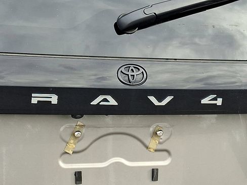 Used 2026 Toyota RAV4 XLE Premium AWD/4WD image 9