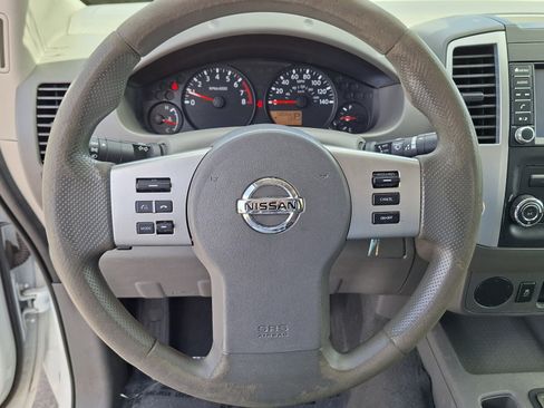 Certified 2019 Nissan Frontier S image 10
