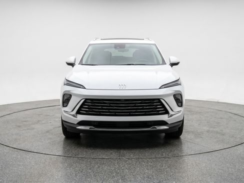 Used 2024 Buick Envision Preferred image 2