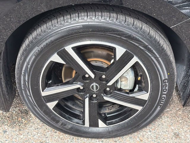 Used 2024 Nissan Sentra SV FWD image 10
