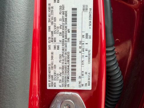 Used 2020 Ford Escape SE image 18