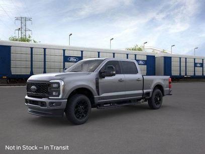 New 2025 Ford F350 Lariat w/ Black Appearance Package