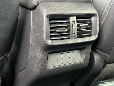 Certified 2025 Nissan Murano SL image 32