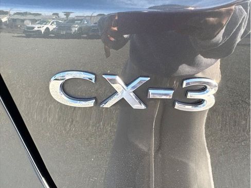 Used 2021 MAZDA CX-3 Sport FWD image 8