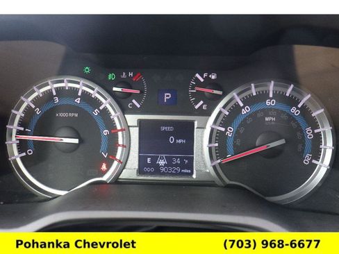 Used 2018 Toyota 4Runner SR5 Premium image 9