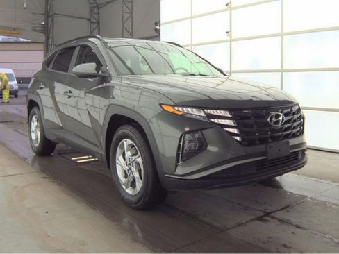 Used 2022 Hyundai Tucson SEL w/ Cargo Package image 4