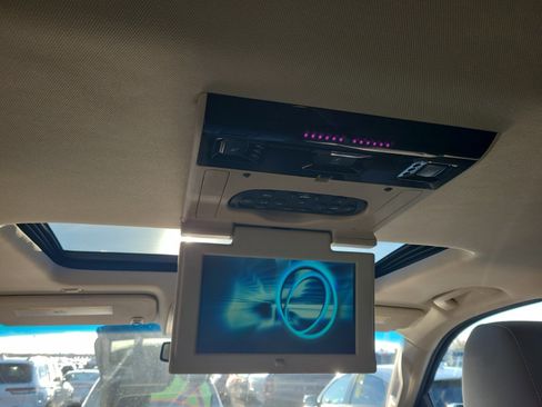 Used 2015 Chevrolet Tahoe LTZ image 6