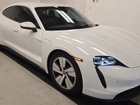 Used 2023 Porsche Taycan 4S AWD/4WD image 3
