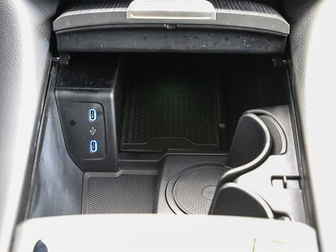 Used 2024 Mercedes-Benz EQS 580 4MATIC Sedan image 15