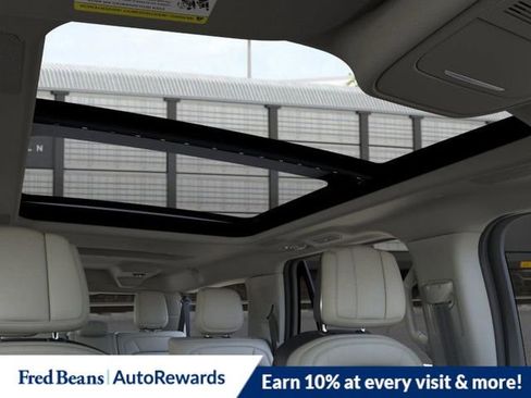 New 2026 Lincoln Navigator L Reserve AWD/4WD image 22
