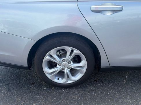 Certified 2025 Honda Accord LX image 10